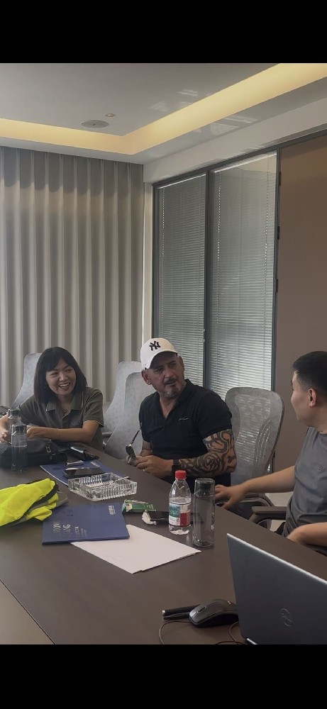 深化国际合作 共拓海外市场｜澳大利亚客户莅临我司考察机械设备